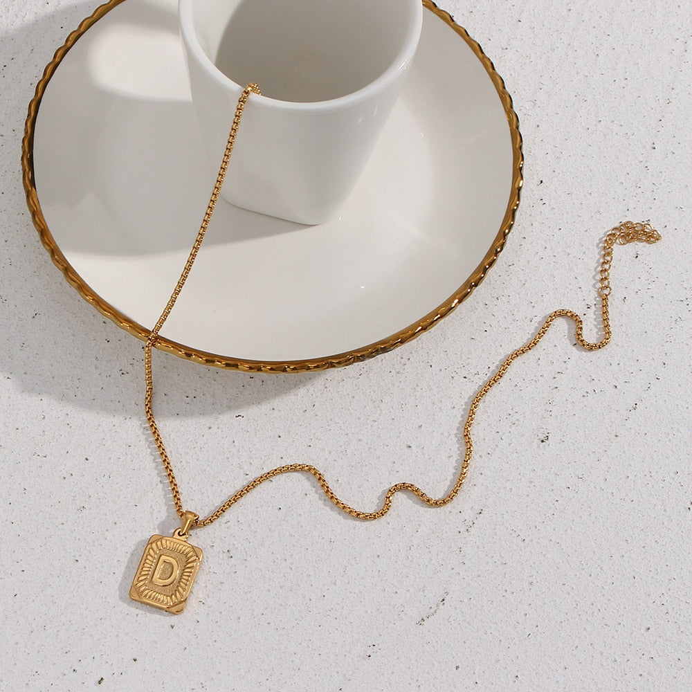 Orva Necklace